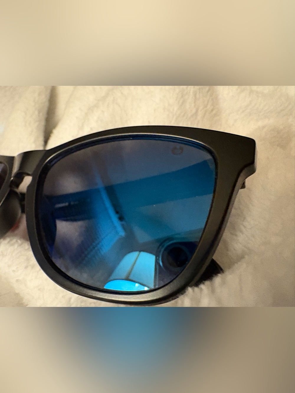 Oakley Frogskins 009245 Matte Black Frame w/Ice Iridium Lenses (Deep Blue) - Picture 6 of 11